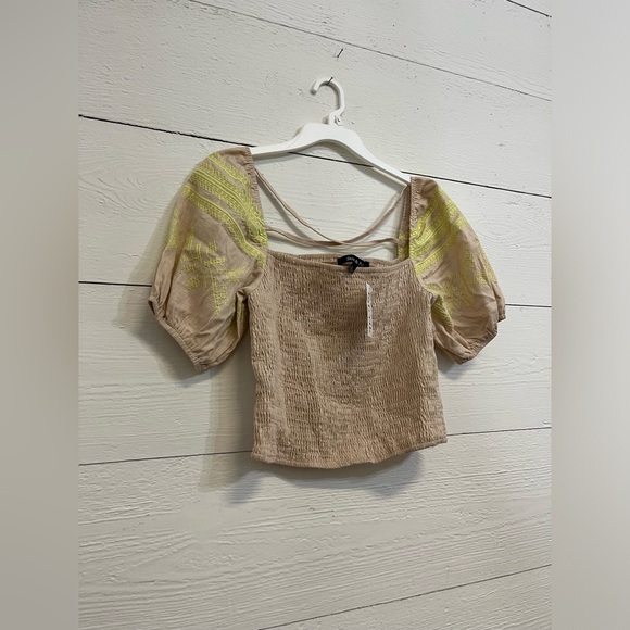 Strut & Bolt - Picture 4 of 5